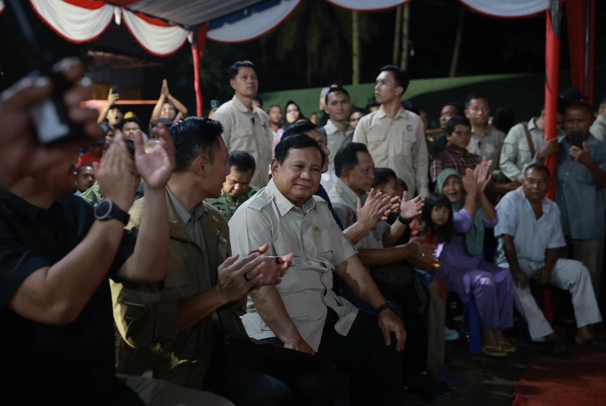 Rayakan Tahun Baru 2026 di Lokasi Bencana, Prabowo Tegaskan Komitmen untuk Rakyat