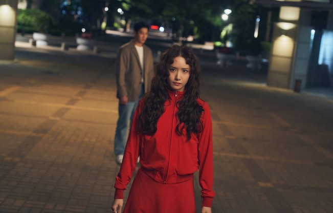 Sinopsis Pretty Crazy, Film Korea Yoona dan Ahn Bo Hyun Tayang Hari Ini di Bioskop