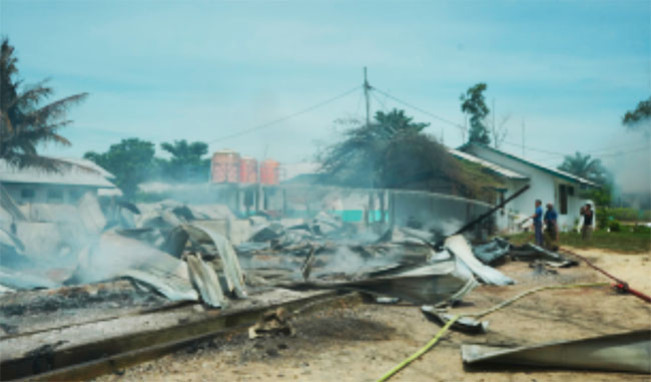 Perseteruan Masyarakat Vs PT SSL di Siak: Polisi Tetapkan 4 Tersangka Pembakar Pos Keamanan dan Rumah Karyawan PT SSL