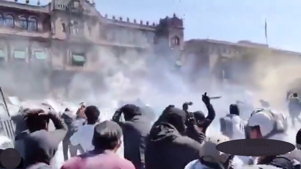 Gen Z Demo Perangi Korupsi di Meksiko Berujung Bentrok, 120 Orang Jadi Korban