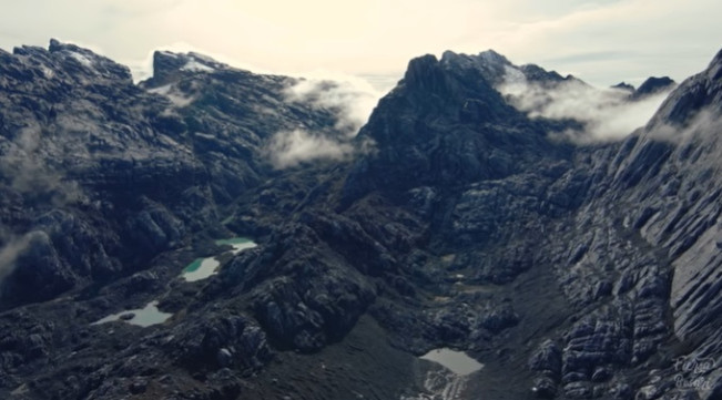 Fiersa Besari Tunda Tayangnya Episode Terakhir Atap Negeri ke Carstensz Pyramid, Sampai Kapan?
