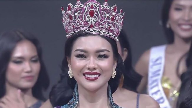 Selamat! Firsta Yufi Amarta Putri dari Jawa Timur Dinobatkan Sebagai Puteri Indonesia 2025