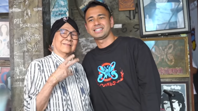 Kenangan Terakhir Raffi Ahmad Bersama Bunda Iffet, Sempat Belikan Kado Mobil di Momen Ulang Tahun