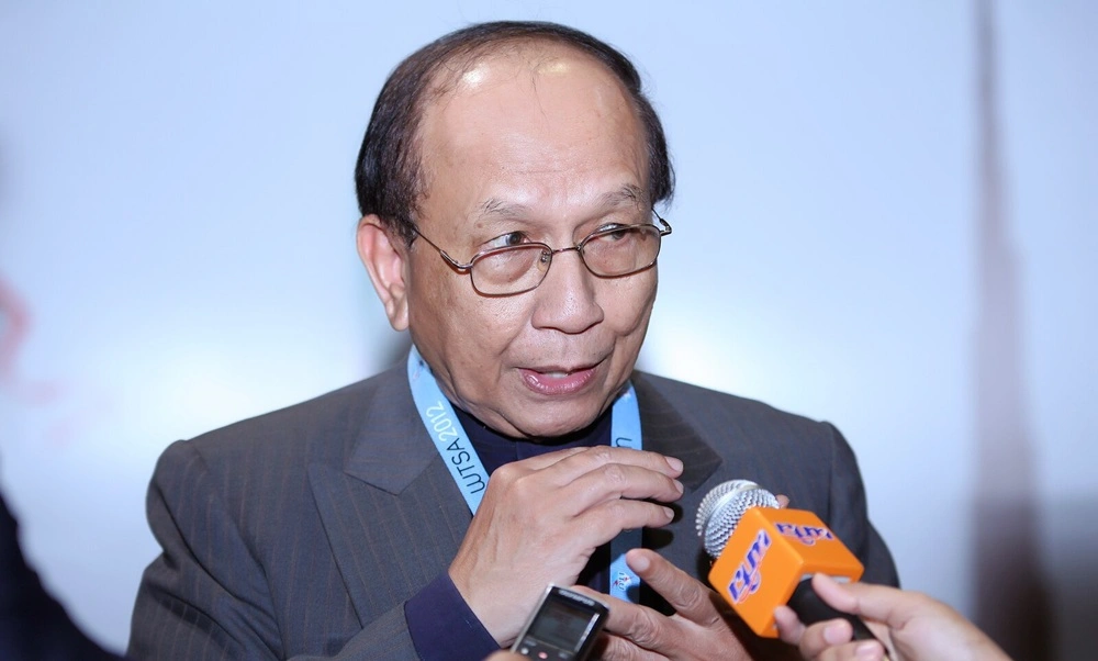 Tokoh nasional Malaysia, Tan Sri Dato' Seri Utama Dr. Rais bin Yatim. [Dok. Wikimedia Commons]