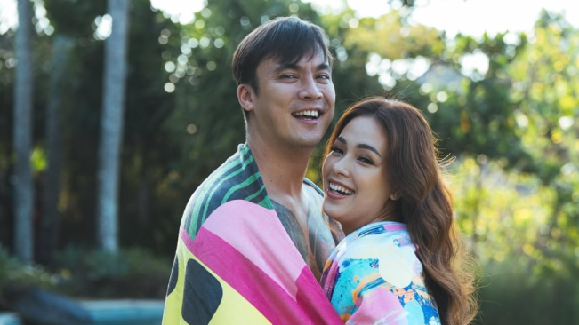 Bantah Isu Jadi Pendeta, Lady Nayoan Beberkan Kesibukan Rendy Kjaernett