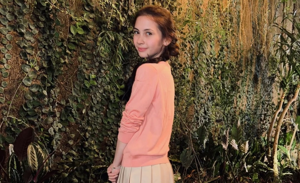 Tak sedikit yang meyakini video tersebut adalah marketing untuk proyek Richelle Skornicki.