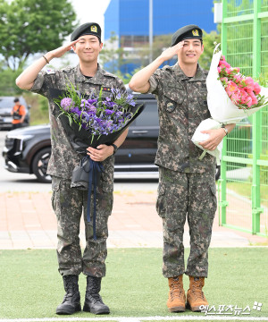 RM dan V BTS selesai wamil. (Xportsnews)