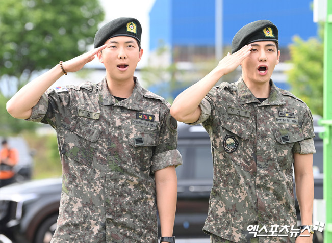 RM dan V BTS selesai wamil. (Xportsnews)