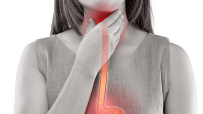 7 Hal yang Perlu Kamu Lakukan ketika Sakit Tenggorokan saat Puasa