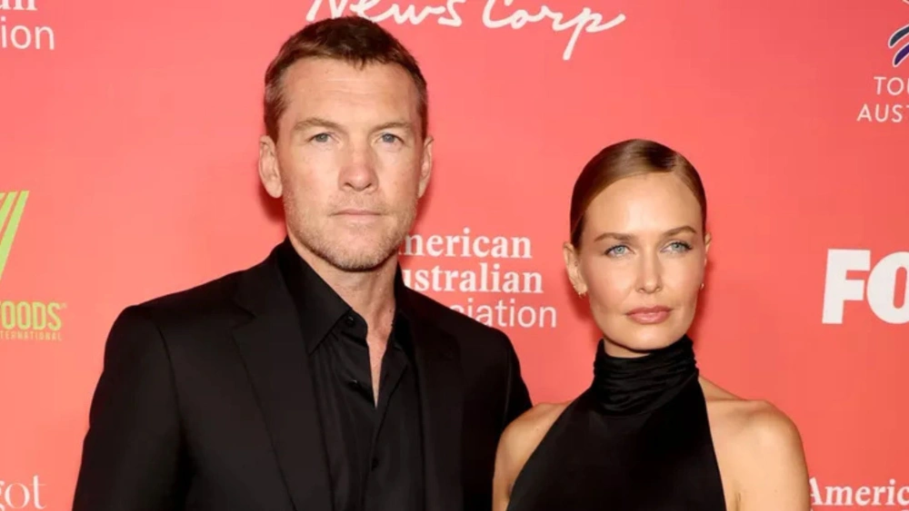 Sam Worthington bersama sang istri, Lara Bingle. [Instagram]