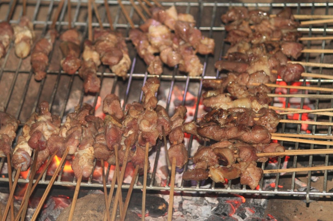 Sate. (Pixabay/@mufidpwt)