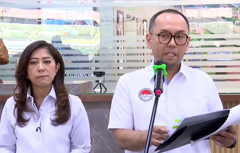 Kepala PPATK, Ivan Yustiavandana dan Menkomdigi Meutya Hafid [Foto: tangkap layar]