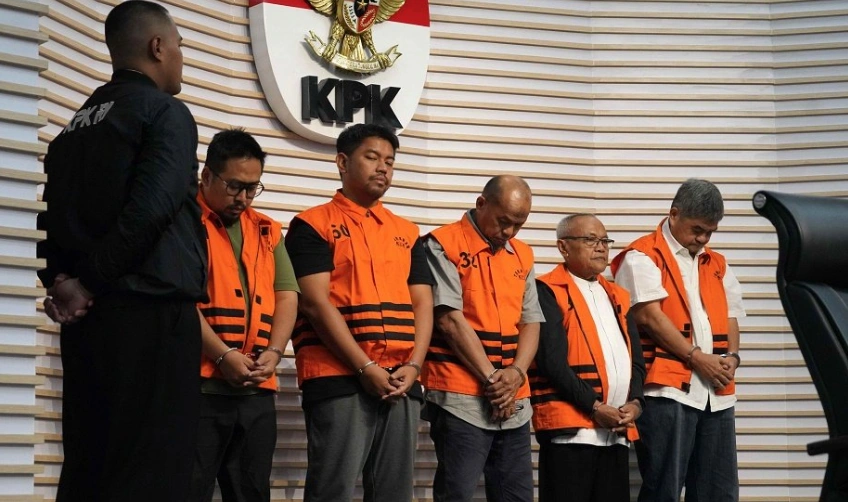 Kasus Korupsi Bupati Situbondo 2021-2025: Lima Orang Ikut Terseret Kini Ditahan KPK