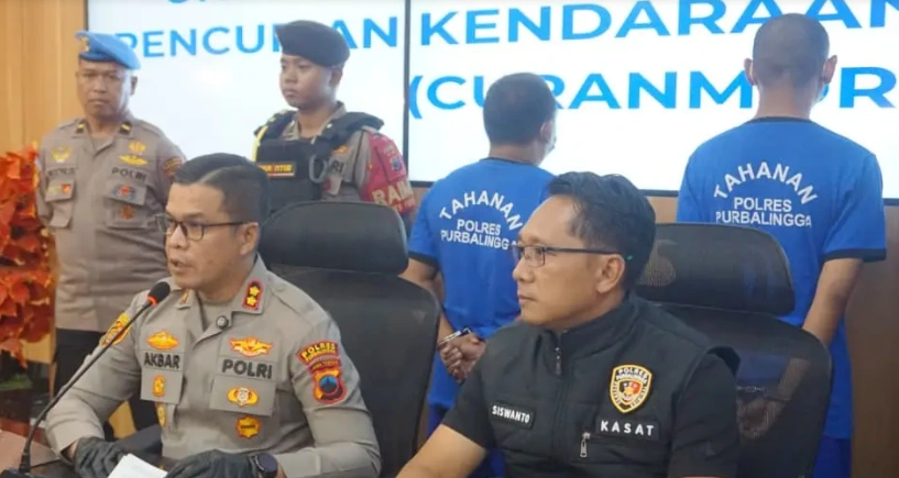 Kapolres Purbalingga AKBP Achmad Akbar dalam konferensi pers pengungkapan kasus Curanmor di Mapolres Purbalingga [Foto: Humas Polri]