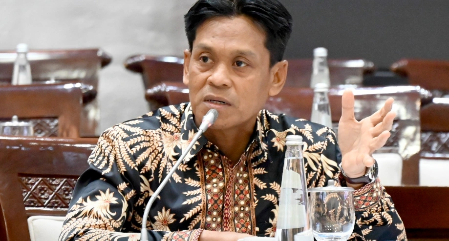 Anggota Komisi XI DPR RI Didik Haryadi dalam Rapat Dengar Pendapat (RDP) Komisi XI DPR RI dengan Dirjen Pajak di Gedung Nusantara I, DPR RI, Senayan, Jakarta, Senin (24/11/2025). [Foto : dok DPR/Mario/Andri]