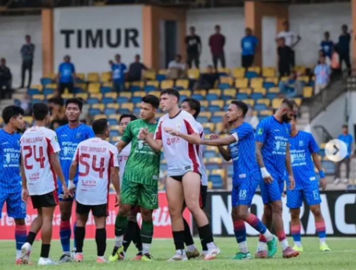 Pertandingan Senin (24/11/2025) yang menyakitkan, PSPS dibungkam di kandang sendiri oleh Garudayaksa yang hanya bermain sembila orang [Foto: Instagram PSPS]