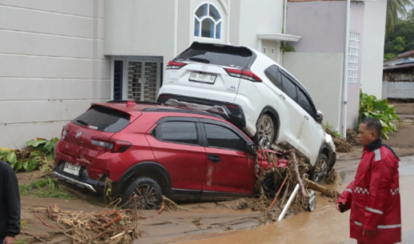 Salah satu dampak banjir bandang di Sumatra [Foto: BNPB)