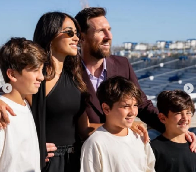 Messi dan keluarga [Foto: IG leomessi]