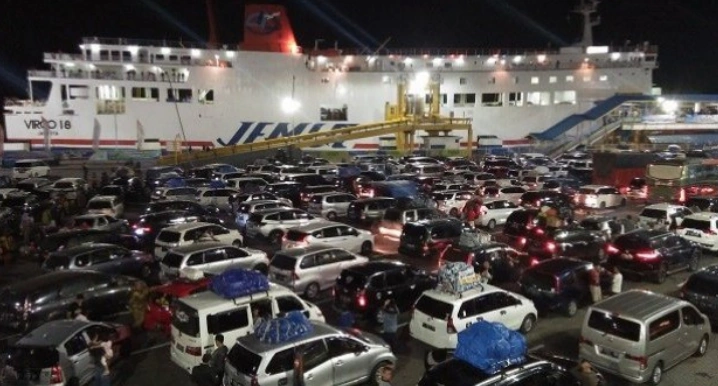 ASDP: Total Sejak H-10 Penumpang yang Nyeberang 1.681.266 Orang