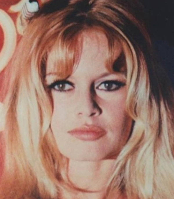 Brigitte Bardot di masa kejayaannya disebut Artis Terseksi di Dunia [Foto: IG brigitte_bardot34]