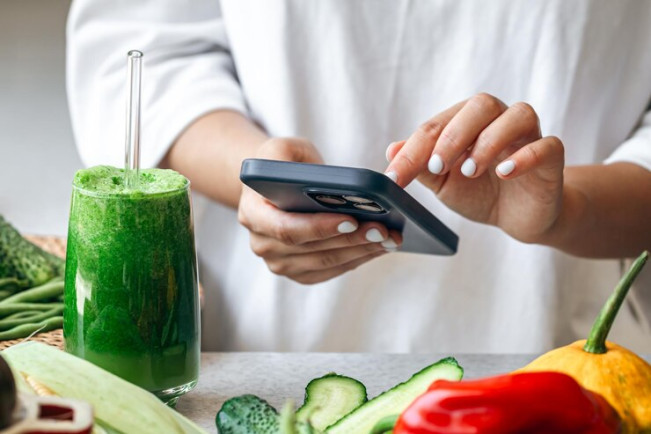 Kurangi Penggunaan Teknologi dengan Detoks Digital