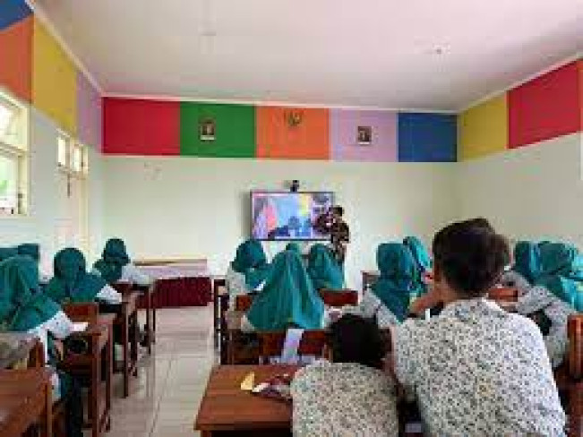 Kemenag Keluarkan Surat Edaran Bersama Mendikdamen dan Mendagri Terkait Pembelajaraan di Bulan Ramadhan, ini isinya