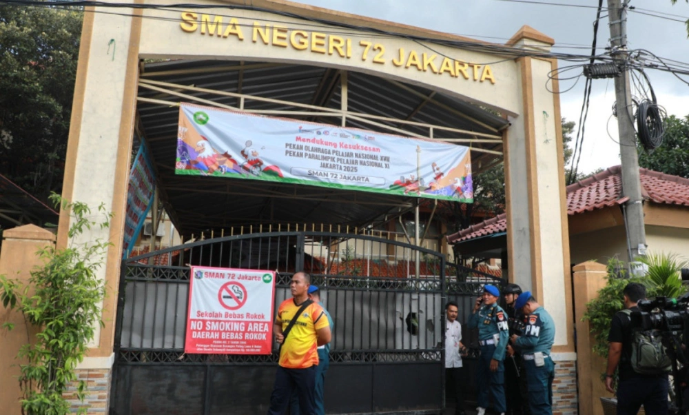 Suasana SMAN 72 Jakarta pasca ledakan yang terjadi, Jumat (7/11/2025). [Dok. Pemprov Jakarta]