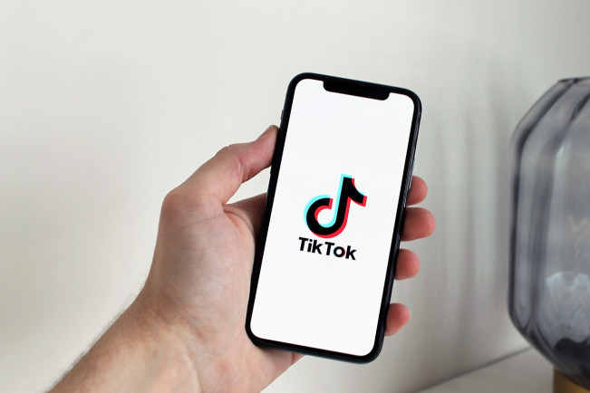 ABG Siap-siap Galau! TikTok Akan Hapus Fitur Filter Kecantikan Untuk Pengguna di Bawah 18 Tahun