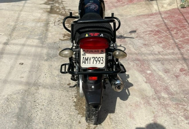Suzuki GS150 dijual di Pakistan dengan harga Rp23 Jutaan [Facebook]