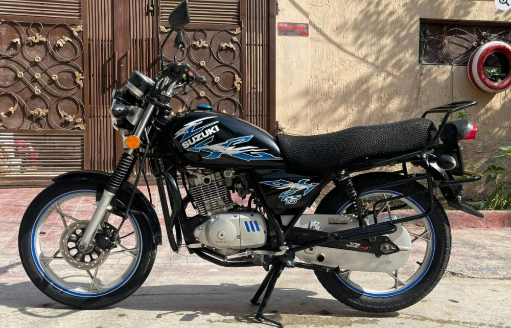 Suzuki GS150, Motor Bergaya Thunder Dibanderol Rp23 Jutaan
