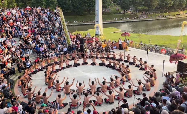 Nonton Tari Kecak Gratis di TMII Sabtu 23 Agustus 2025, Catat Detail Acaranya
