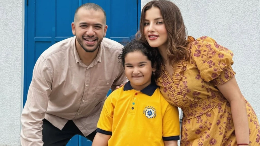 Tetap Akur Usai Cerai, Tasya Farasya Hadiri Acara Sekolah Anak Bersama Ahmad Assegaf