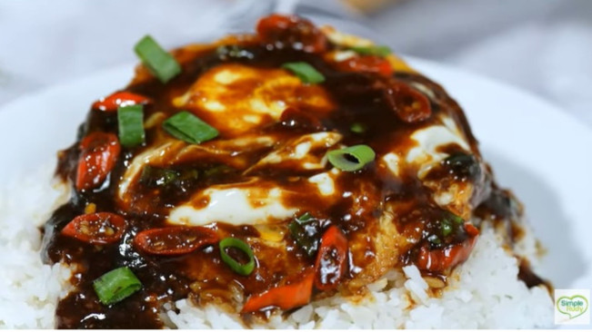 Penyelamat di Kala Kepepet Sahur, Resep Telur Ceplok 3 Saus ala Chef Rudy Choirudin