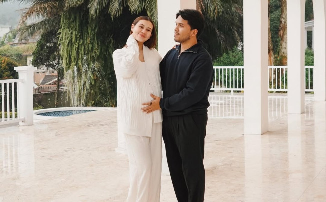 Perjuangan Ibu! Aaliyah Massaid Pumping ASI di Jalan dari Akad Nikah Al Ghazali