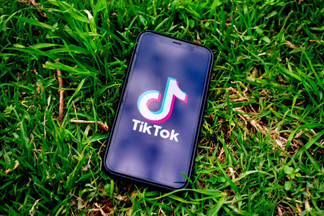 Rahasia Penghasilan di TikTok: Bukan dari Like, Tapi dari Strategi Ini!