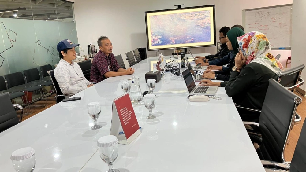 Tim FTNews.co.id bersama tim Komisi Pemberantasan Korupsi (KPK) saat berdiskusi di Gedung KPK, Kuningan, Jakarta Kamis (13/11/2025) (FTNews.co.id)