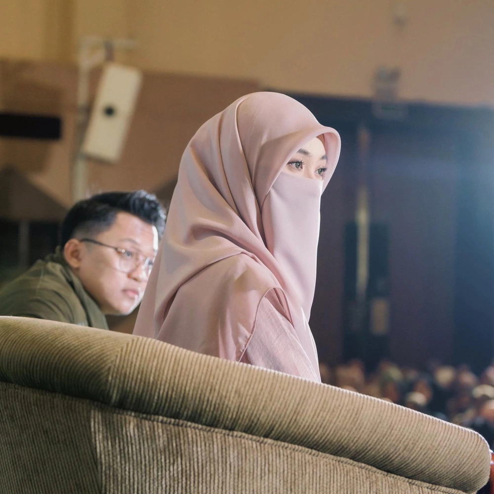 Tinadrose. [instagram @tinandrose]