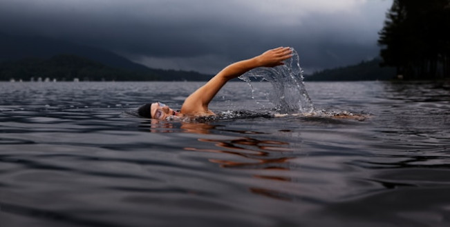 3 Penyakit Ini Bisa Sembuh dengan Cara Konsisten Berenang