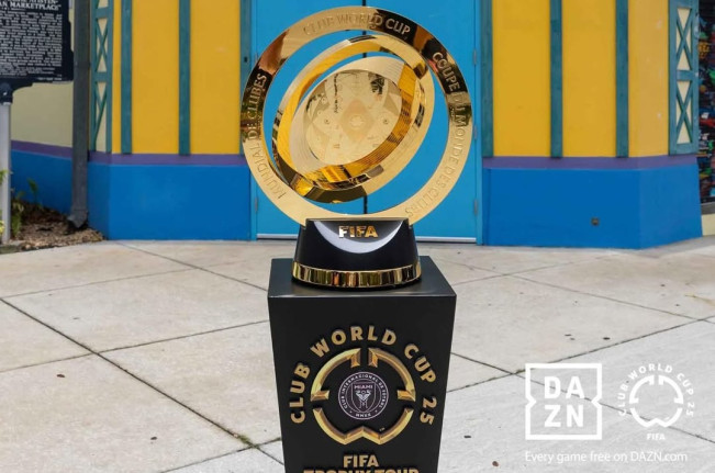 Trofi Piala Dunia Antarklub. (DAZN)