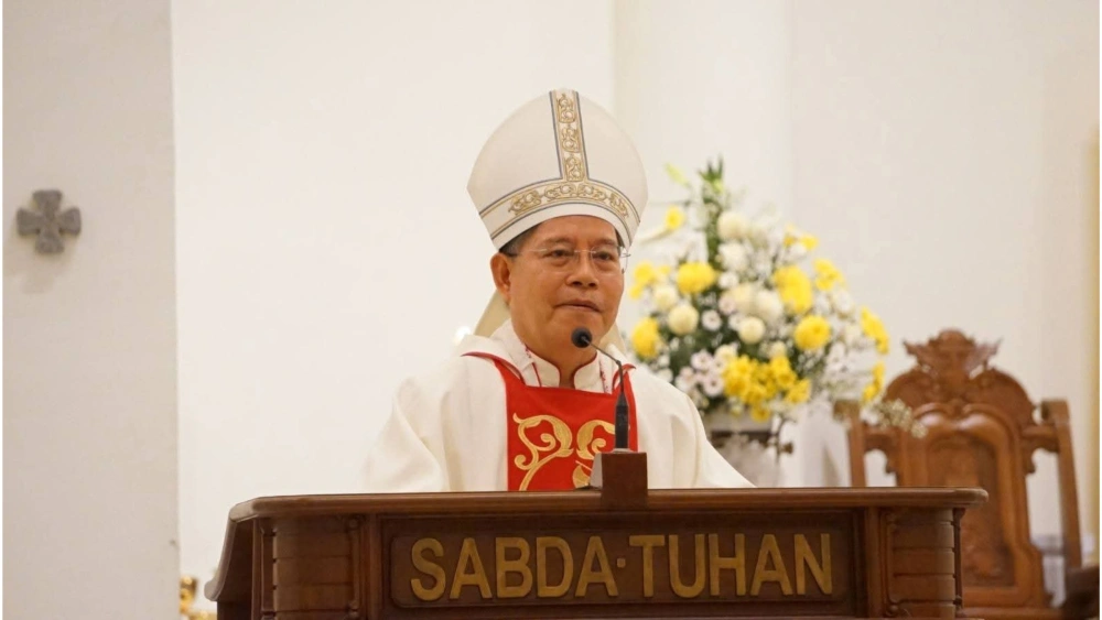 Uskup Manado Mgr. Benedictus Estephanus Rolly Untu. [kemenag.go.id]