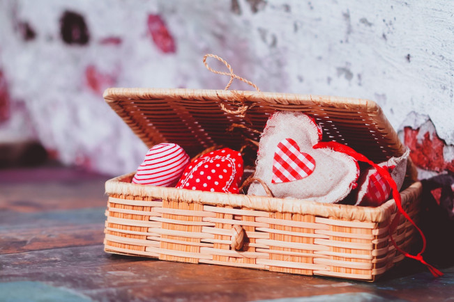 7 Inspirasi Hadiah untuk Pasangan Saat Hari Valentine