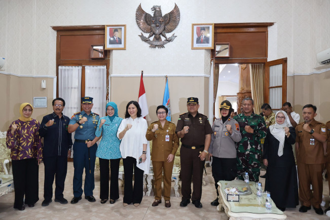 Pemkab Cilacap dan PT PNM Tandatangani MoU Pemberdayaan Perempuan Sekaligus Pelatihan Pengembangan Kapasitas Usaha, Dihadiri Wamen PPPA Veronica Tan