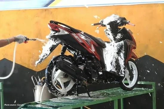 Kesalahan Saat Mencuci Mobil dan Motor yang Harus Dihindari