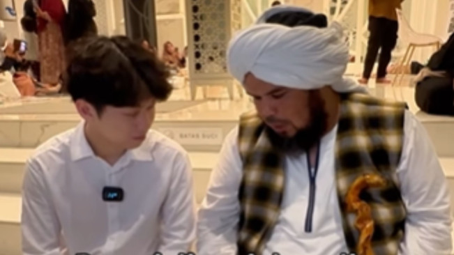 Willie Salim Bertemu Ustaz Derry Sulaiman, Curhat Kasus Konten Rendang Hilang di Palembang