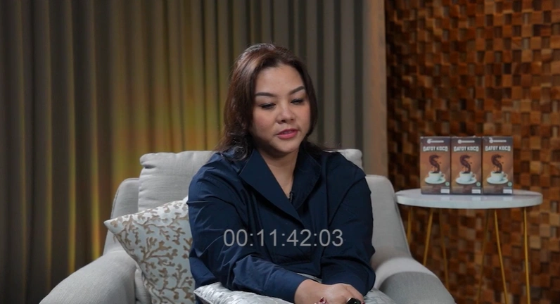 Winna ungkapkan kronologis sang suami selingkuh dengan pramugari (Youtube)