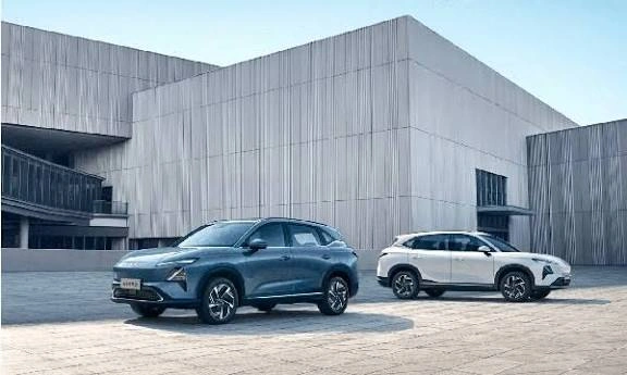 Siap Meluncur! SUV Gede Tawarkan 3 Pilihan Mesin Sekaligus