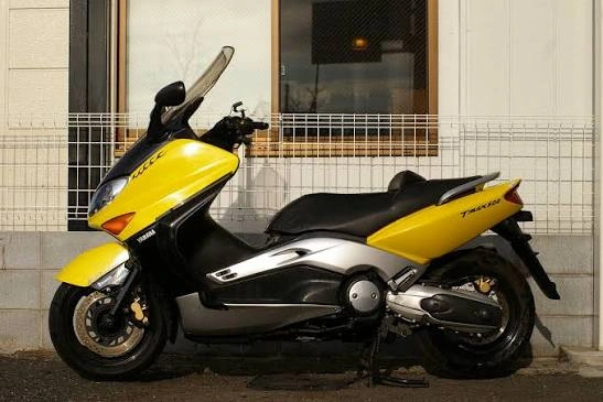 Yamaha Tmax 560