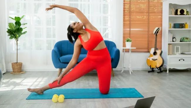 Apakah Yoga Latihan Kekuatan? Ini Kata Ahli