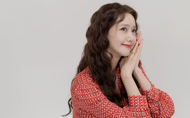 Potret YoonA SNSD Jadi Setan Cantik di Film Horor Komedi Pretty Crazy