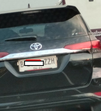 Ilustrasi - Plat mobil ZZH. (X)